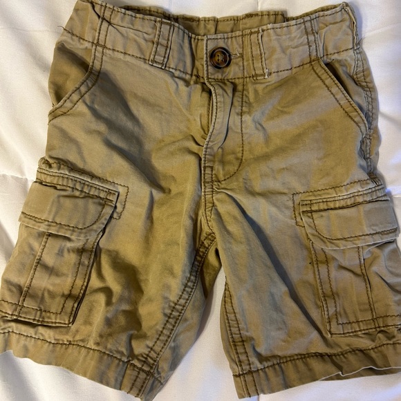 ☀️3/$25☀️ Toddler Carters and Old Navy Size 3T Shorts - Picture 2 of 4